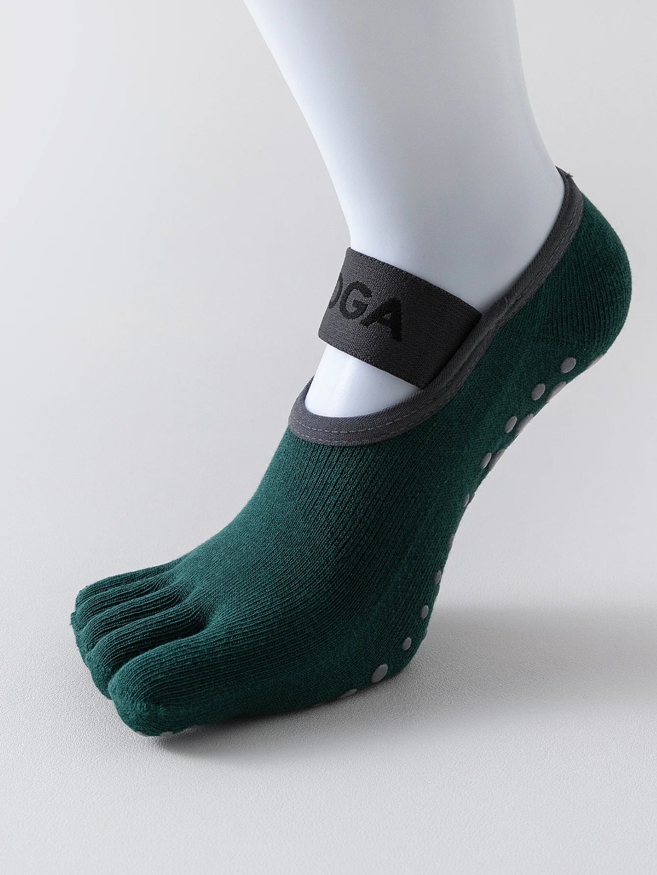 1 Pair of Women's Five Finger Anti Slip Cotton Yoga Socks